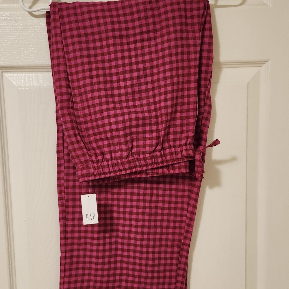 GAP Fuchsia Checkered Pants